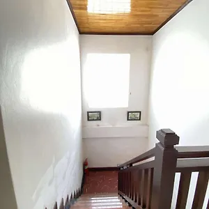 2* מלון Jasmine Place House